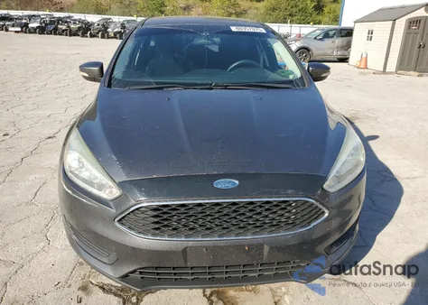 2015 Ford Focus Se z USA, uszkodzony, nr VIN 1FADP3K27FL344645